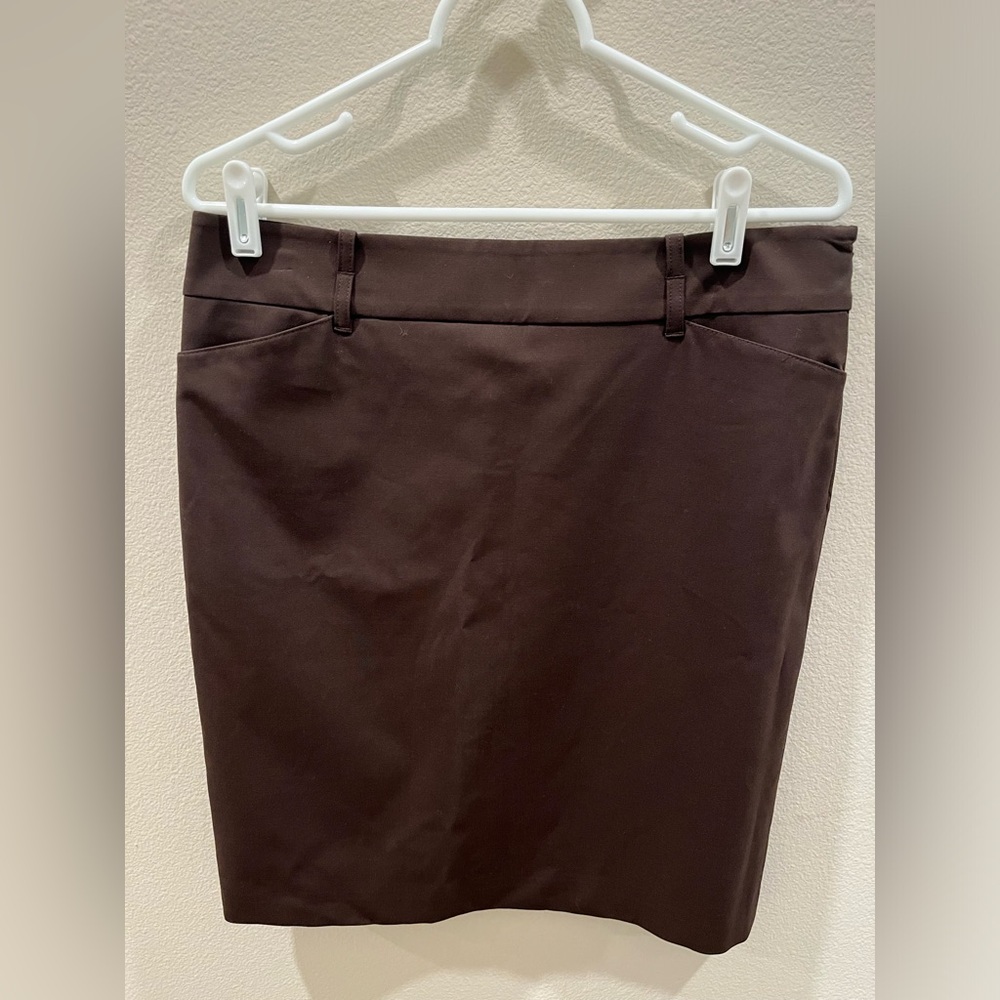 Loft pencil skirt, fitted, knee length